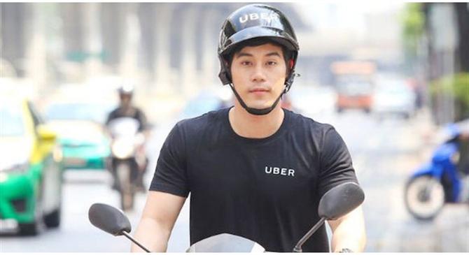 Uber đang cân nhắc việc mở dịch vụ “xe ôm” Uber moto tại Việt Nam